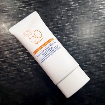 اسانس ضد آفتاب سه کاره دیسوپ D'SOB Suncream Essence