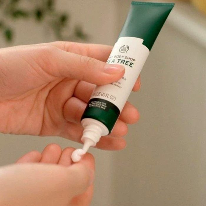 کرم آبرسان بادی شاپ درخت چای سبز تی تری THE BODY SHOP Tea Tree In-Control Hydrator 40ml