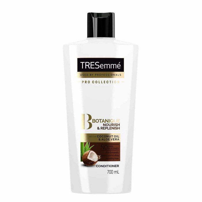 نرم کننده مو روغن نارگیل و آلوئه ورای بوتانیک ترزمه ترزمی TRESemme Botanique Nourish & Replenish Conditioner Coconut Oil and Aloe Vera 700ml