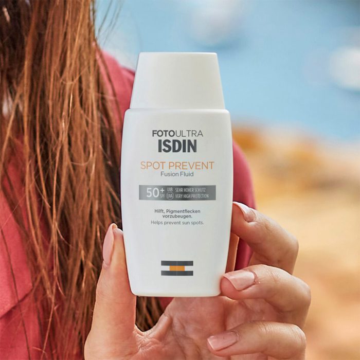 کرم ضد آفتاب اسپات پریونت فیوژن فلویید Isdin Foto Ultra 100 Spot Prevent Fusion Fluid SPF 50+ 100ml