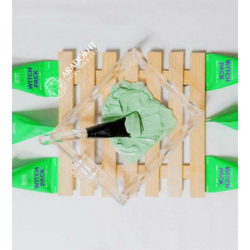 پک ماسک کنترل منافذ و تسکین دهنده خاک رس و چای سبز اسکین 1004 SKIN1004 Witch Pack Creamy Mud Pack with Green Tea