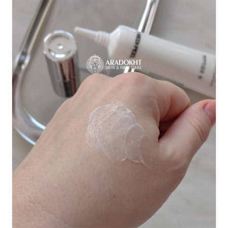 کرم دور چشم ضد چروک 9 پپتاید آکوا اسنس مدی پیل Medi-Peel Peptide 9 Aqua Essence Lifting Eye Cream
