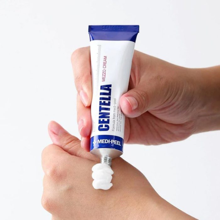 مزو کرم تسکین دهنده و ترمیم کننده سنتلا مدی پیل Medi-Peel Centella Mezzo Cream