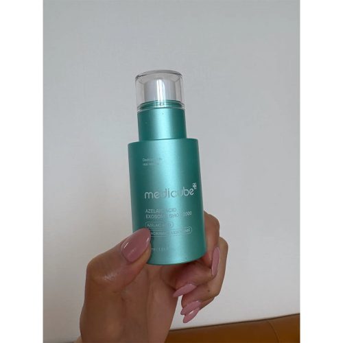 سرم آزلائیک اسید اگزوزوم شات 2000 مدیکوب Medicube Azelaic Acid Exosome Shot 2000