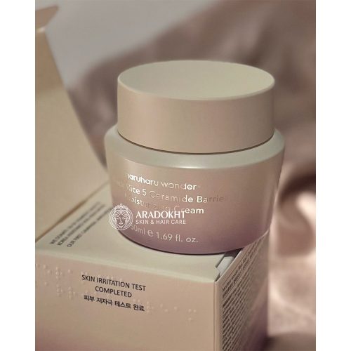 کرم مرطوب کننده 5 سراماید برنج سیاه هاروهارو واندر تقویت کننده سد دفاعی پوست HARUHARU Wonder Black Rice 5 Ceramide Barrier Moisturizing Cream